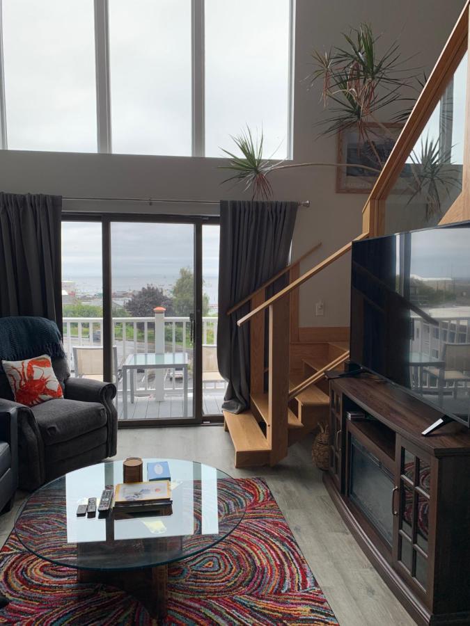Trade Winds On The Bay Aparthotel Rockland Exteriör bild